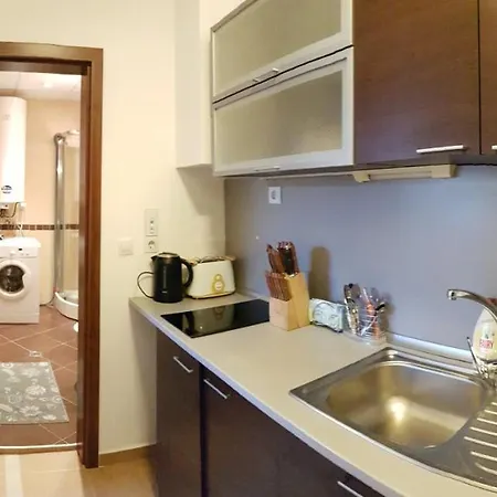 Lejlighed 2-rooms Near The Center Of